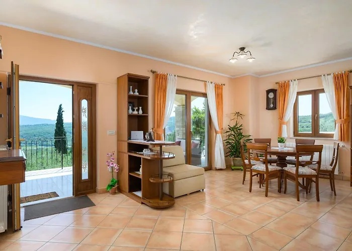 Villa Runko *