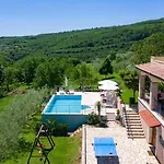 Villa Runko Benazici