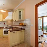 Runko Villa Benazici