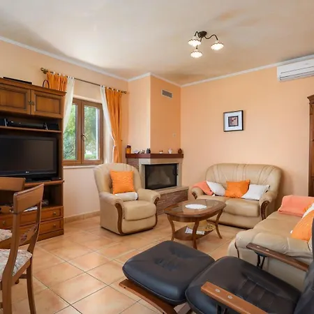 Runko Villa Benazici