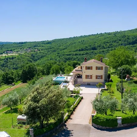 Villa Runko *